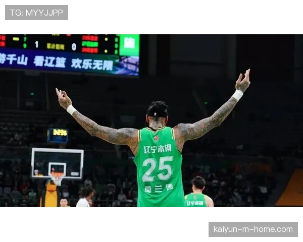 勒迪身高两米零六能打四五号位 德甲场均接近两双数据